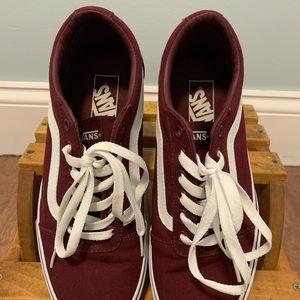 Women’s Vans 9.5